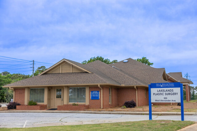 Lakelands Plastic Surgery